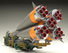 MODEROID 1/150 Plastic Model Soyuz Rocket & Transport Train (2nd re-run) модель