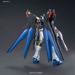 1/144 HGCE STRIKE FREEDOM GUNDAM источник Gundam Seed